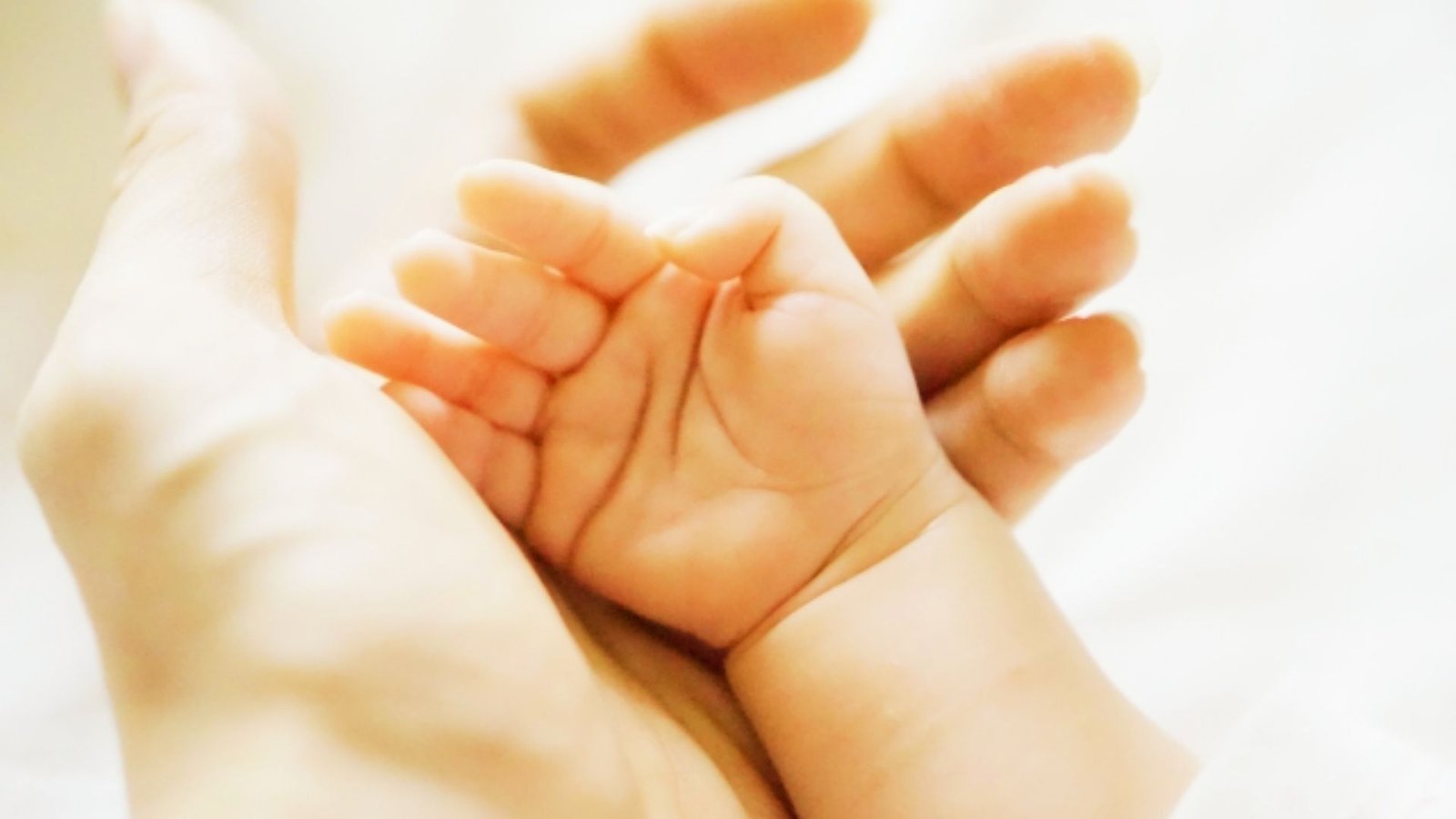 When Does a Baby Get Fingerprints