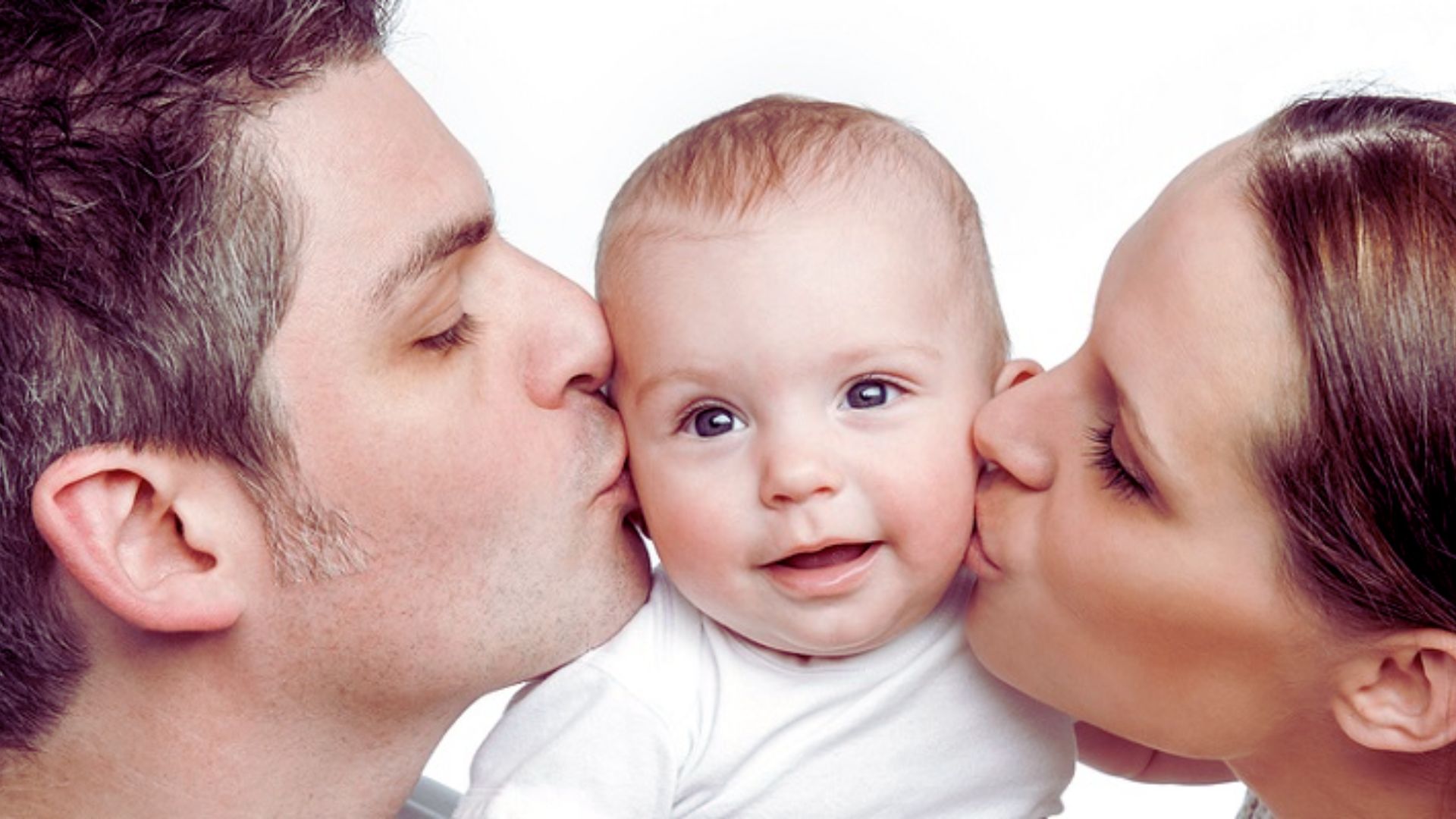 Why Parents Ask: Is It Safe to Kiss a Newborn